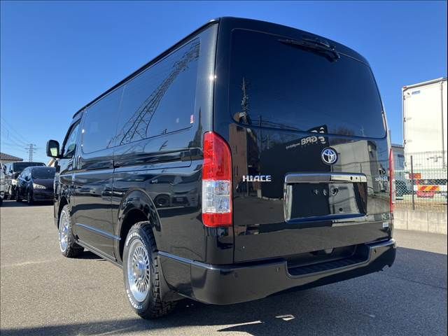 TOYOTA HIACE van 4WD 2023