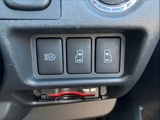 TOYOTA HIACE van 4WD 2023