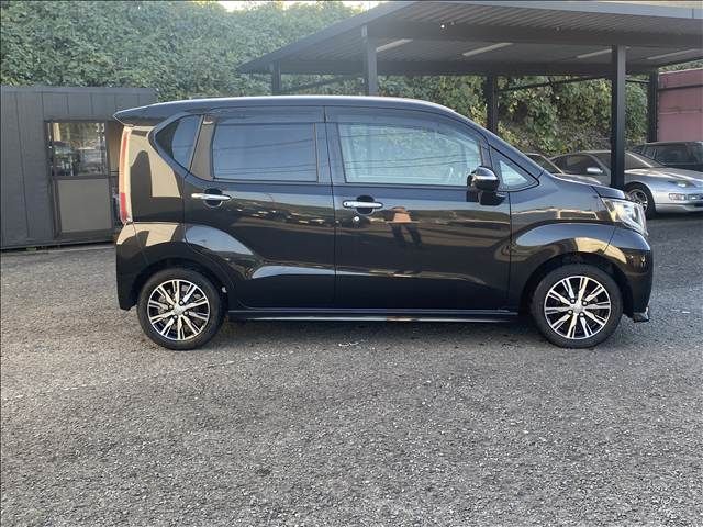 DAIHATSU MOVE CUSTOM 2015