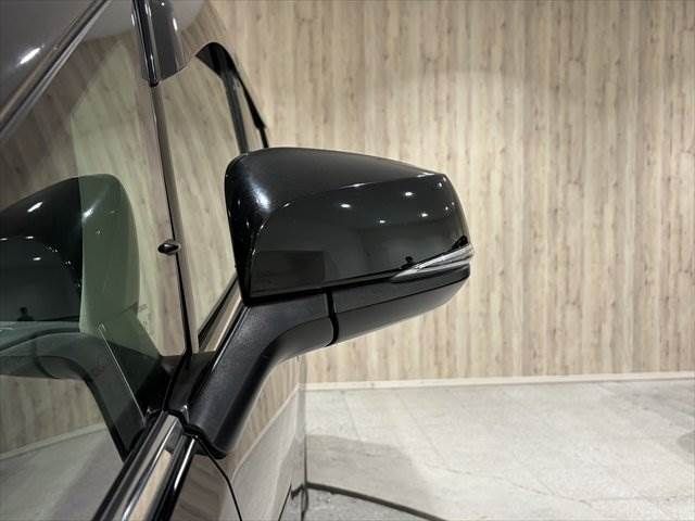 TOYOTA ALPHARD hybrid 4WD 2016