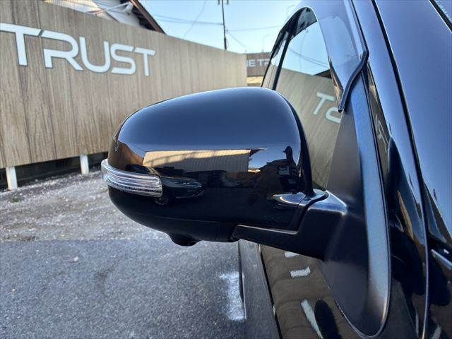 MITSUBISHI OUTLANDER PHEV 2016