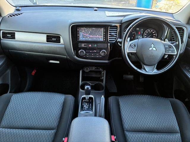 MITSUBISHI OUTLANDER 4WD 2014