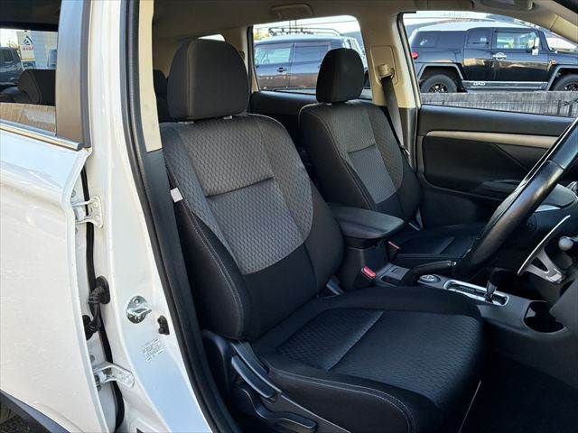 MITSUBISHI OUTLANDER 4WD 2014