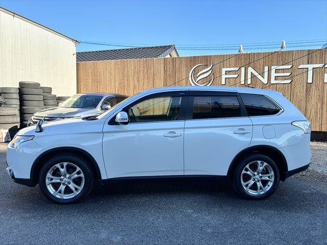 MITSUBISHI OUTLANDER 4WD 2014