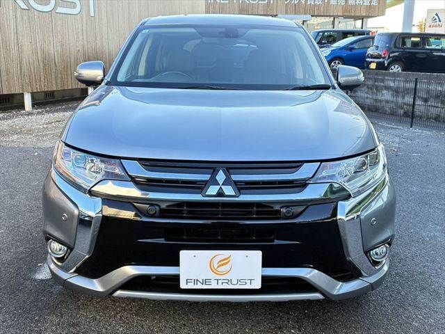 MITSUBISHI OUTLANDER PHEV 2015
