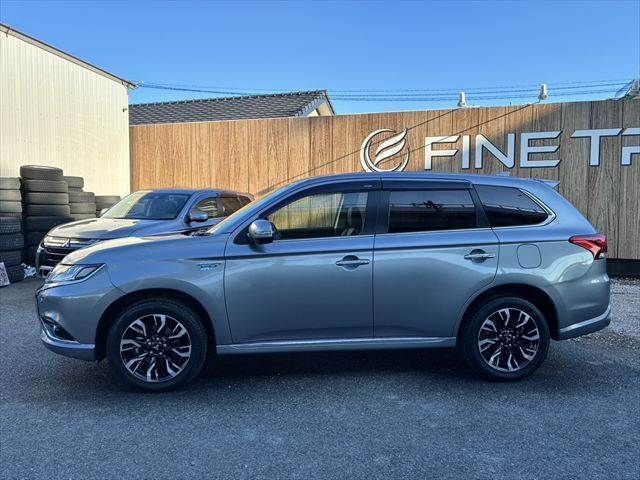 MITSUBISHI OUTLANDER PHEV 2015