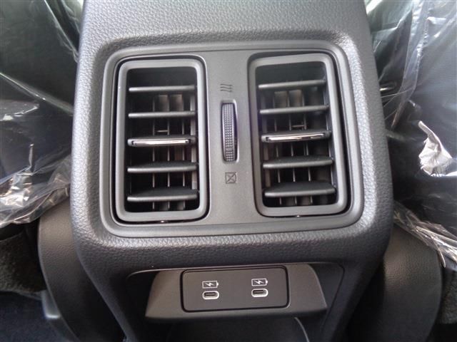 HONDA VEZEL e:HEV 2025