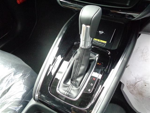 HONDA VEZEL e:HEV 2025