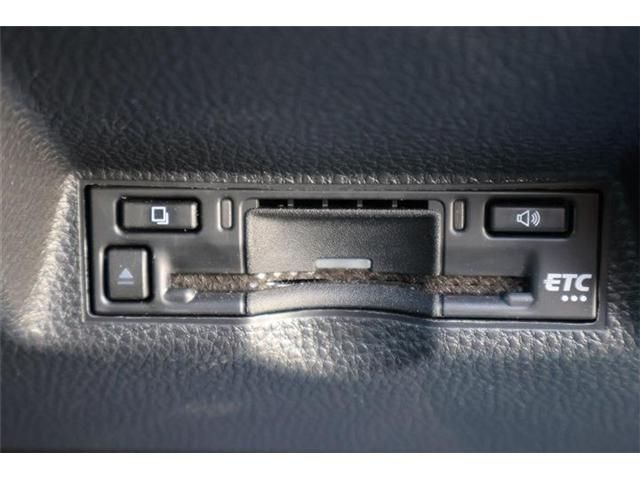 TOYOTA YARIS HYBRID 2024