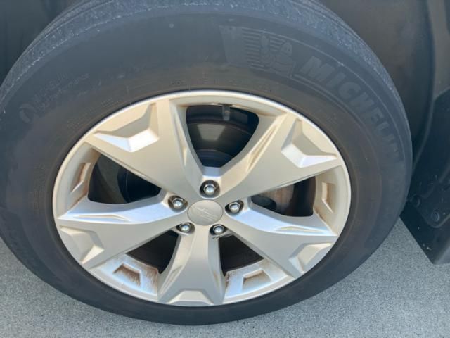 SUBARU FORESTER 2012