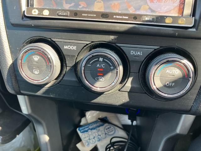 SUBARU FORESTER 2012