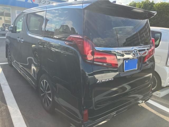 TOYOTA ALPHARD 2021