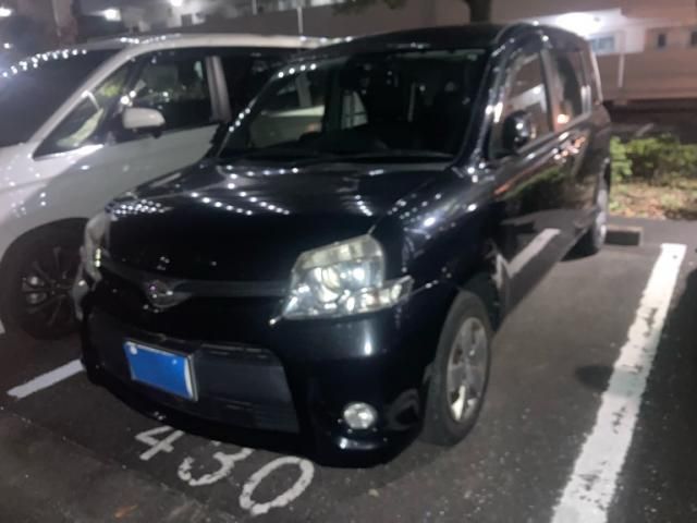 TOYOTA SIENTA 2013