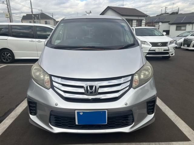 HONDA FREED 2013