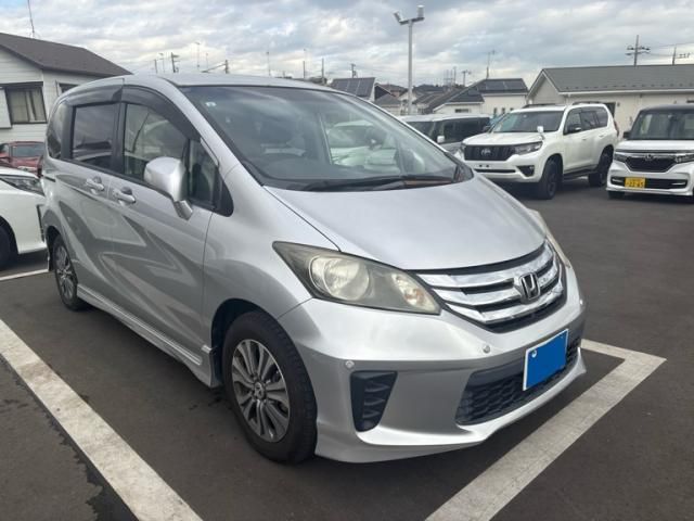HONDA FREED 2013