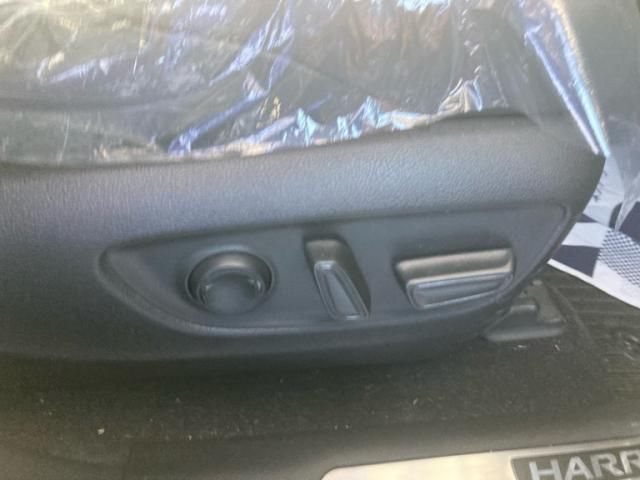 TOYOTA HARRIER 4WD 2021