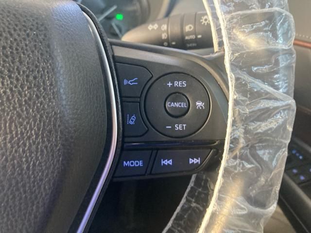 TOYOTA HARRIER 4WD 2021