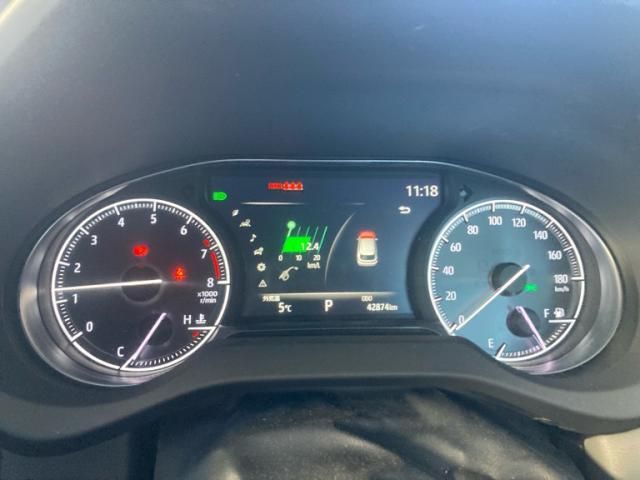 TOYOTA HARRIER 4WD 2021