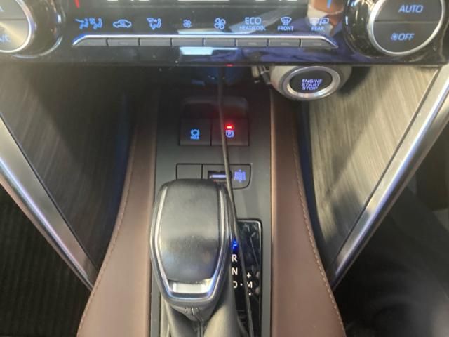 TOYOTA HARRIER 4WD 2021