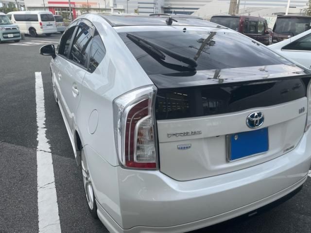 TOYOTA PRIUS 2013