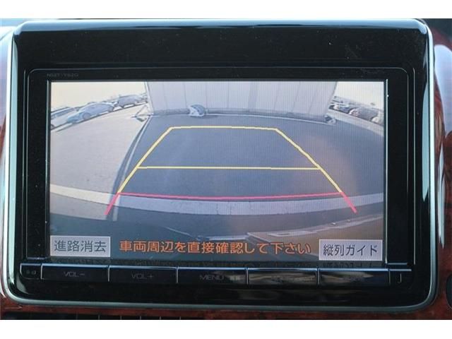 TOYOTA NOAH HYBRID 2014