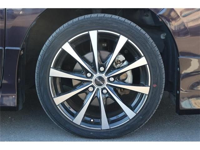 TOYOTA NOAH HYBRID 2014