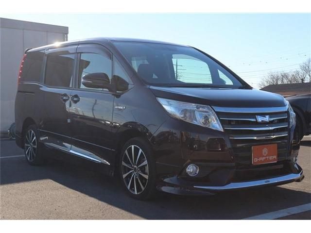 TOYOTA NOAH HYBRID 2014