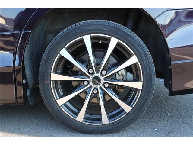 TOYOTA NOAH HYBRID 2014