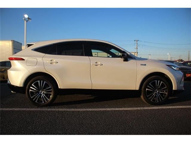 TOYOTA HARRIER PHEV 2023