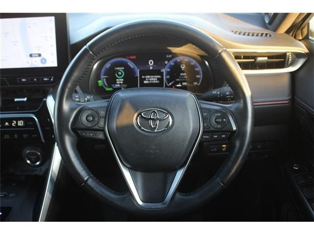 TOYOTA HARRIER PHEV 2023