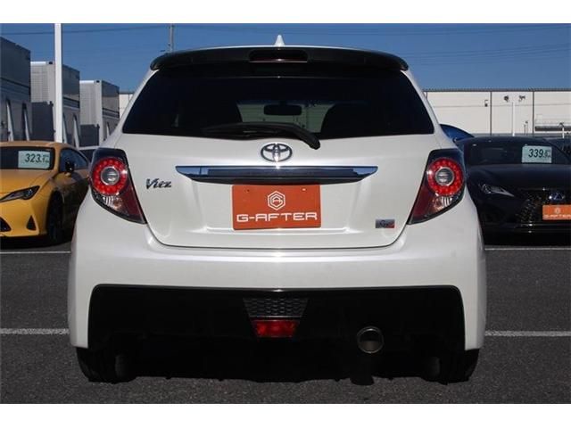 TOYOTA VITZ 2012