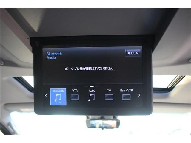 TOYOTA ALPHARD hybrid 4WD 2018