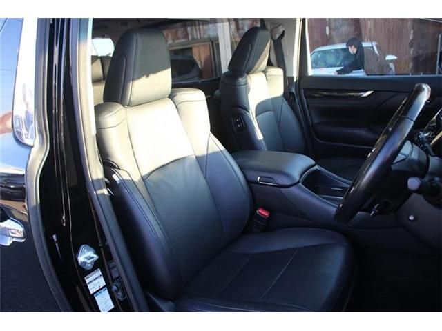 TOYOTA ALPHARD hybrid 4WD 2018