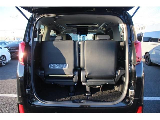 TOYOTA ALPHARD hybrid 4WD 2018