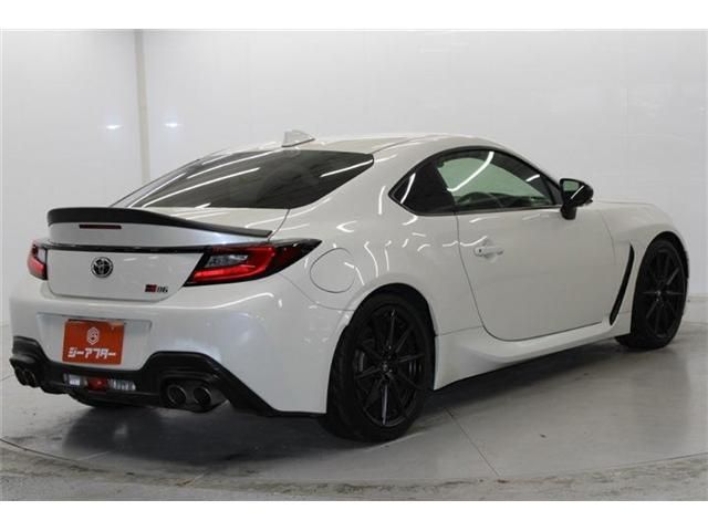 TOYOTA GR86 2022