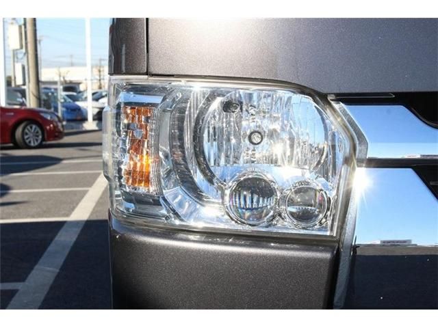 TOYOTA HIACE van 2WD 2020