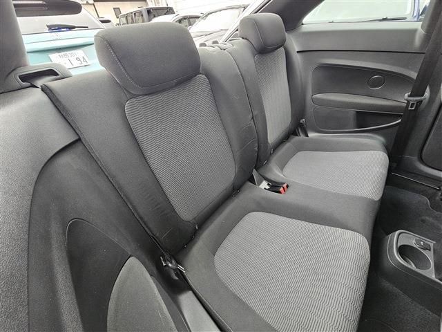 VOLKSWAGEN VOLKSWAGEN The BEETLE 2015