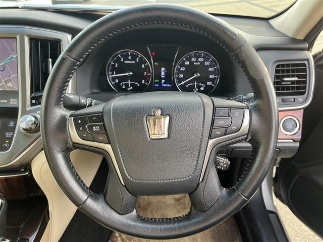 TOYOTA CROWN sedan 2014