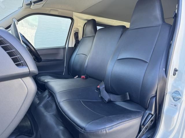 TOYOTA HIACE van 2WD 2021