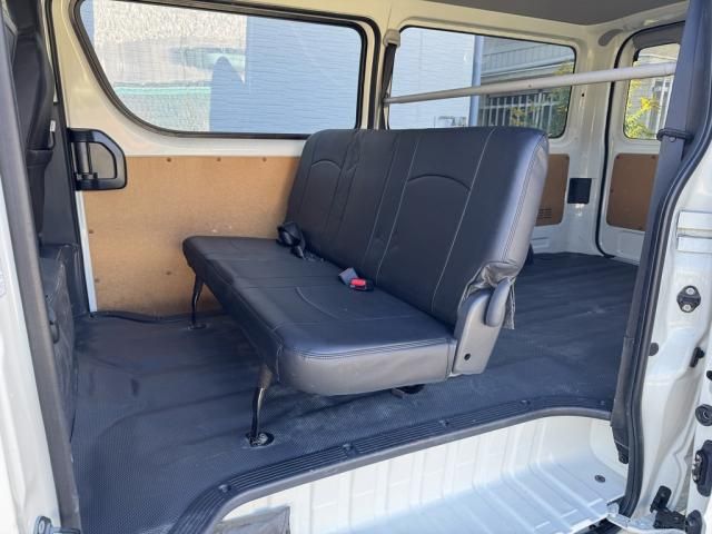 TOYOTA HIACE van 2WD 2021