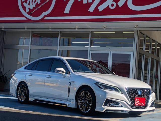 TOYOTA CROWN sedan hybrid 2021