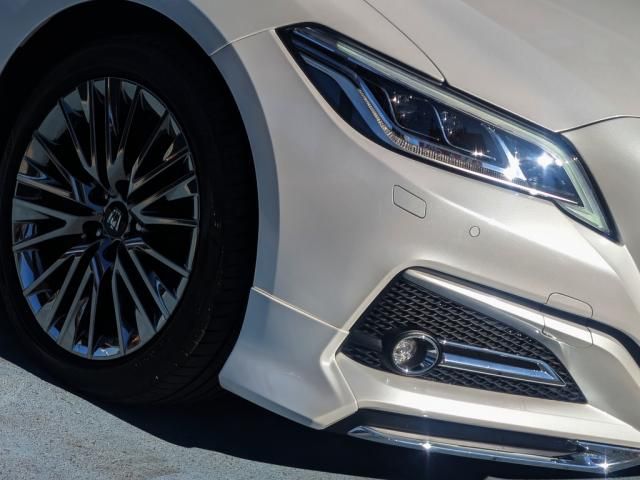 TOYOTA CROWN sedan hybrid 2021