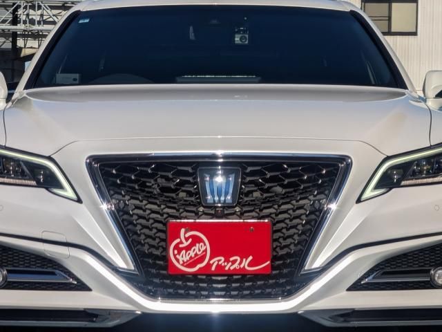 TOYOTA CROWN sedan hybrid 2021