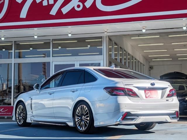 TOYOTA CROWN sedan hybrid 2021