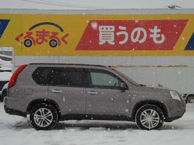 NISSAN X-TRAIL 4WD 2010