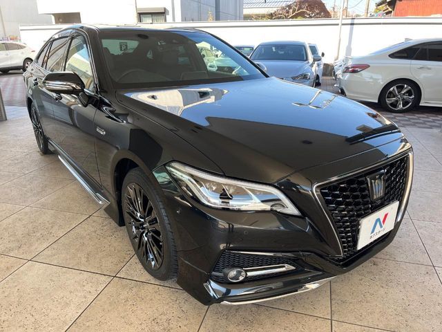 TOYOTA CROWN sedan hybrid 2019