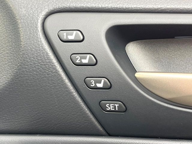 TOYOTA LEXUS IS300h 2019