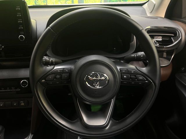 TOYOTA YARIS CROSS 2020