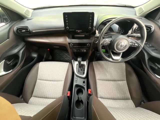 TOYOTA YARIS CROSS 2023