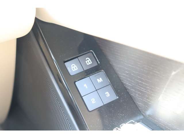 ROVER ROVER RANGE ROVER VELAR 2023